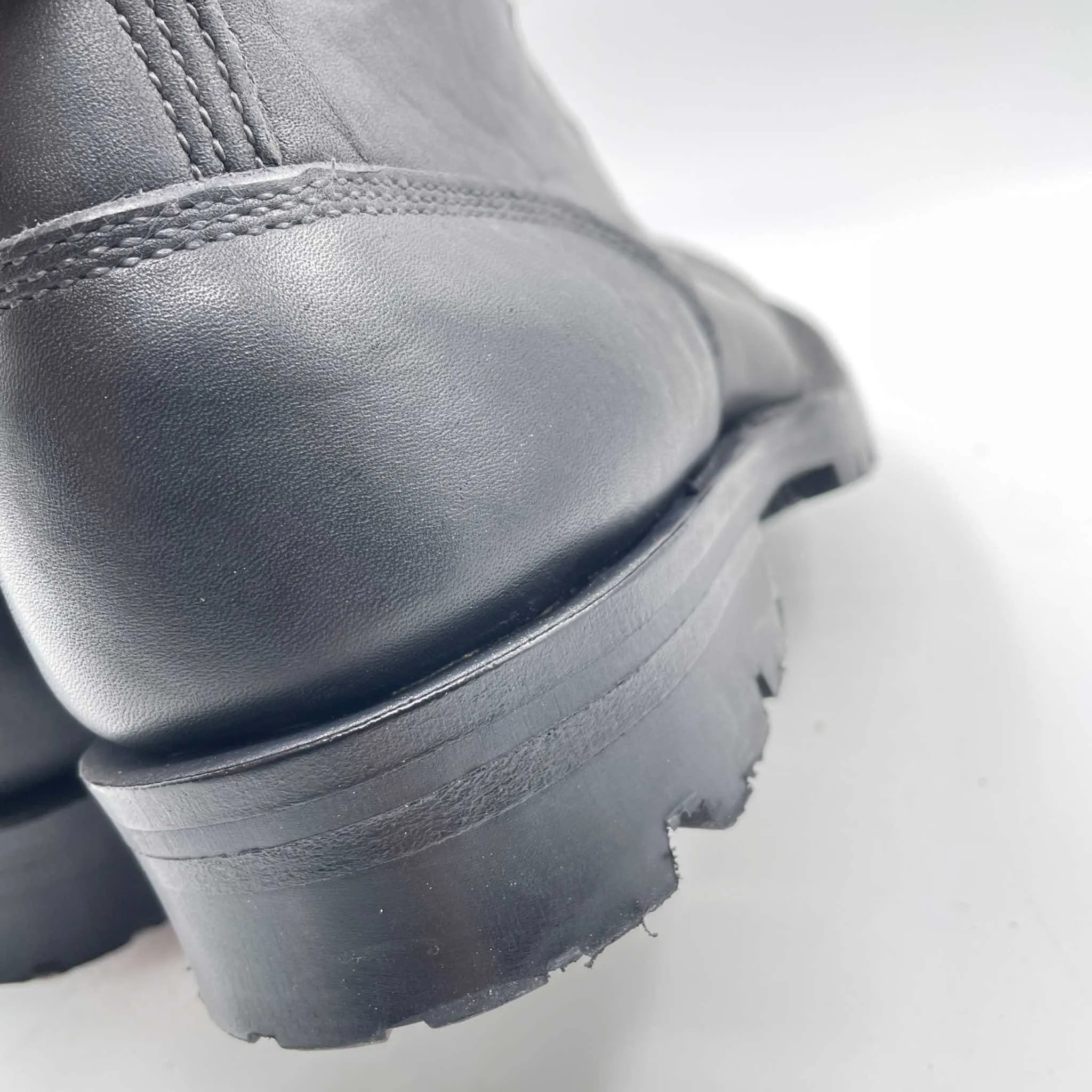 Custom O.T. - 10/E
