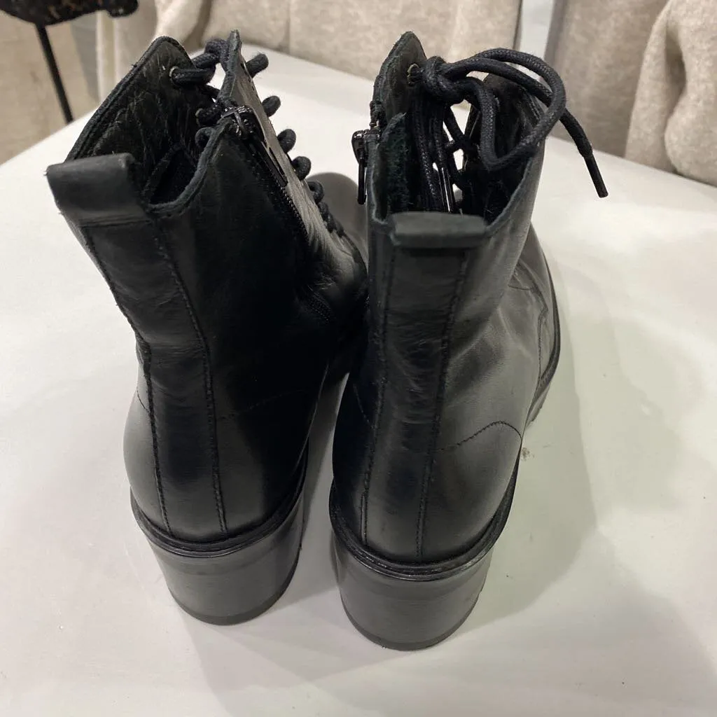 Floyd leather lug sole boots 40