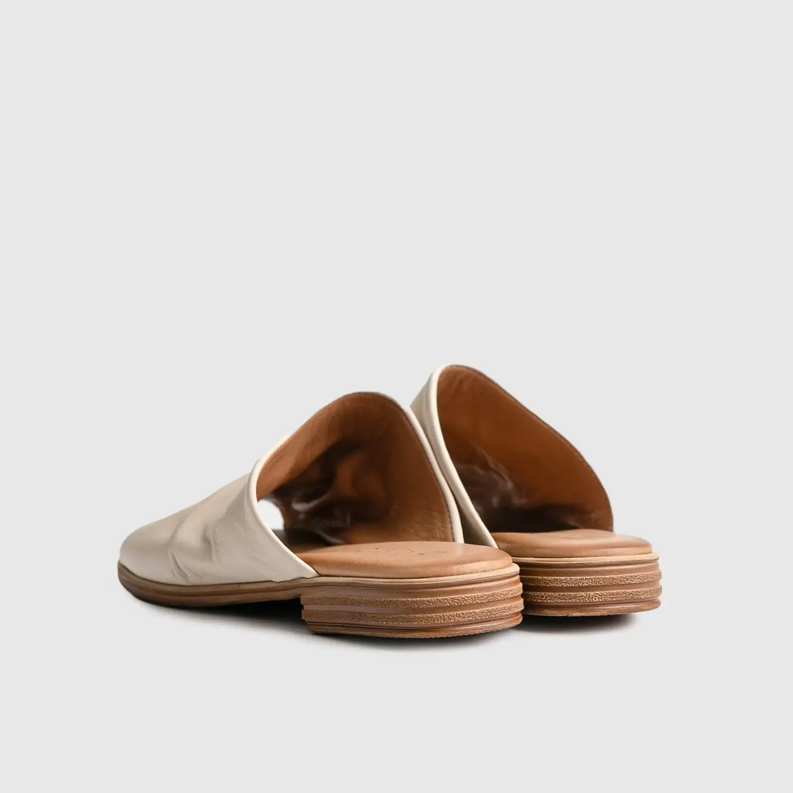 Leather Flat Comfort Sandals 8540 Beige