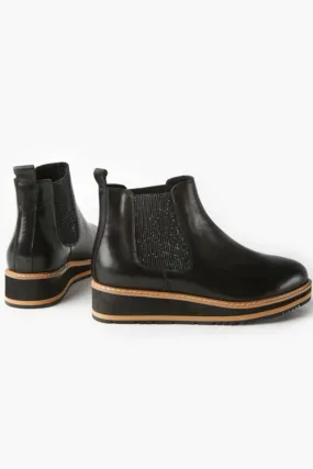 Walnut - Jade Boot Black