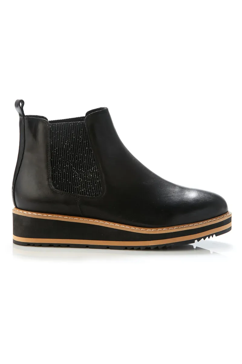 Walnut - Jade Boot Black